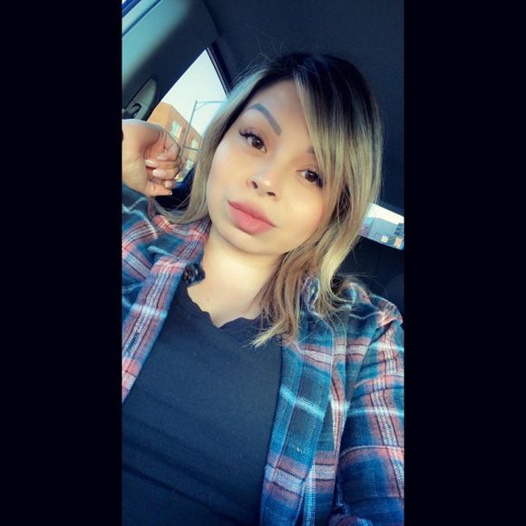 Meet your Posher, Jackie - Picture 1 of 1